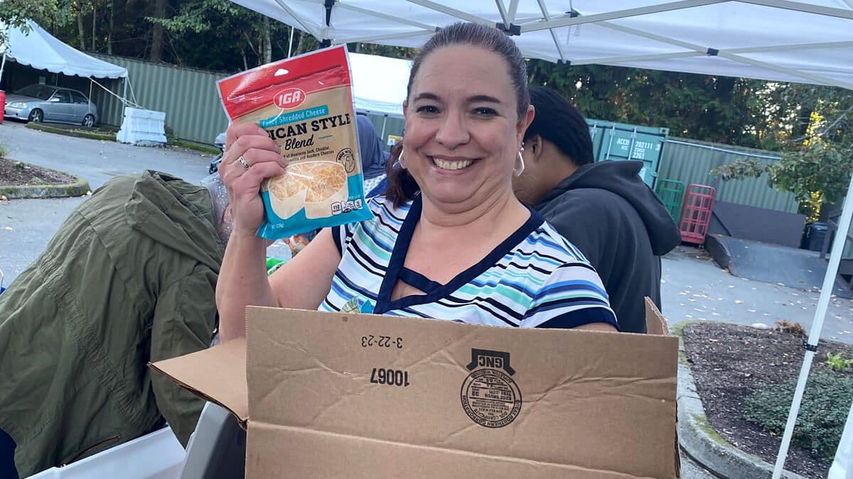 A senior cybersecurity manager at F5, Lea Louder has volunteered hundreds of hours at her local food bank since COVID shut down the world in 2020. A senior cybersecurity manager at F5, Lea Louder has volunteered hundreds of hours at her local food bank since COVID shut down the world in 2020.
